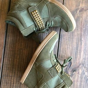Olive Green studded Sketcher wedges